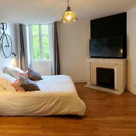 Ancy-le-Franc Le Moulin Neuf B&B 외부 사진