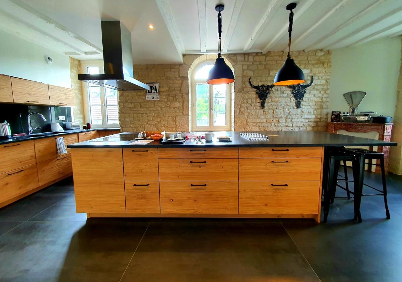 Ancy-le-Franc Le Moulin Neuf B&B 외부 사진