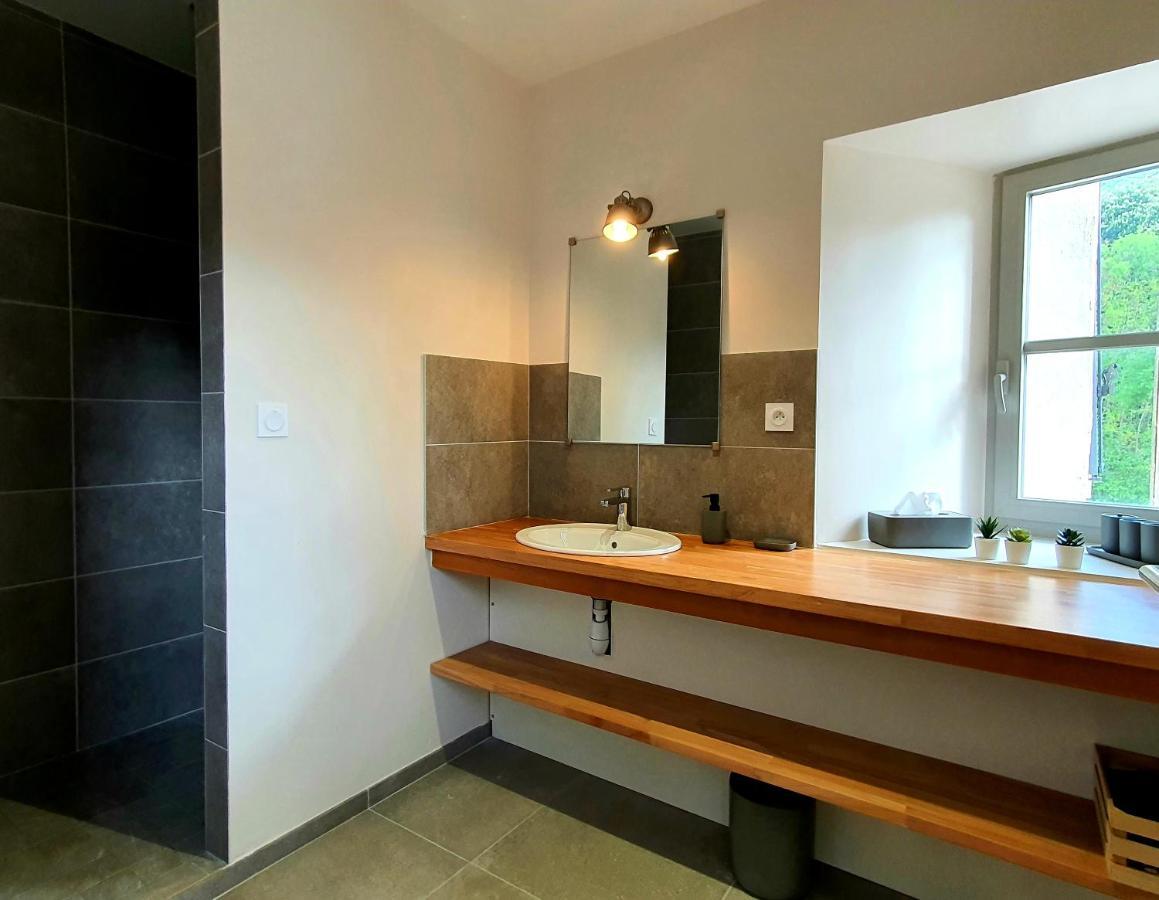 Ancy-le-Franc Le Moulin Neuf B&B 외부 사진
